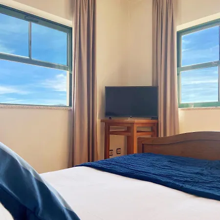 Отель Vinhais Hotel 2*