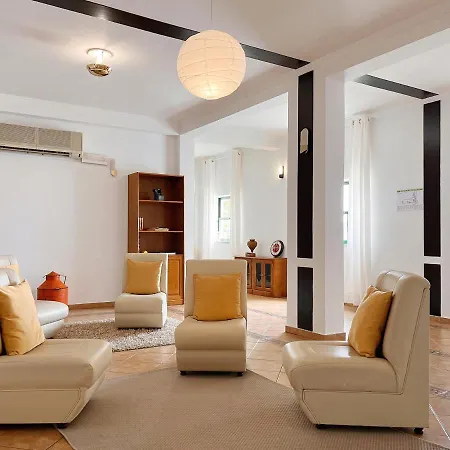 Отель Vinhais Hotel Виньяйш