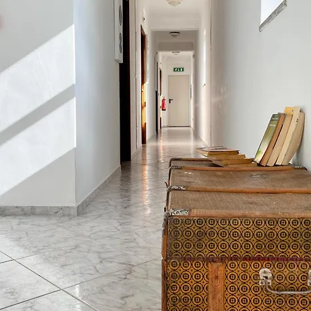 Отель Vinhais Hotel Виньяйш