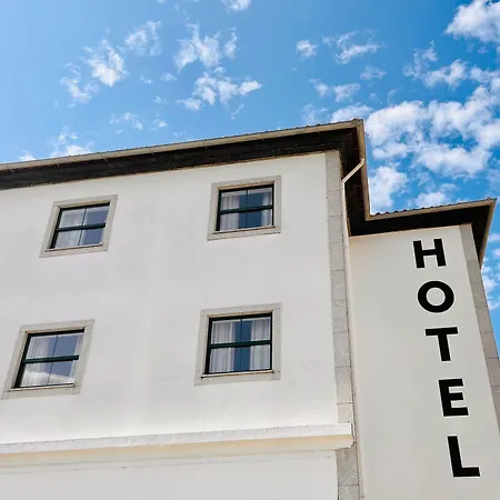 Отель Vinhais Hotel